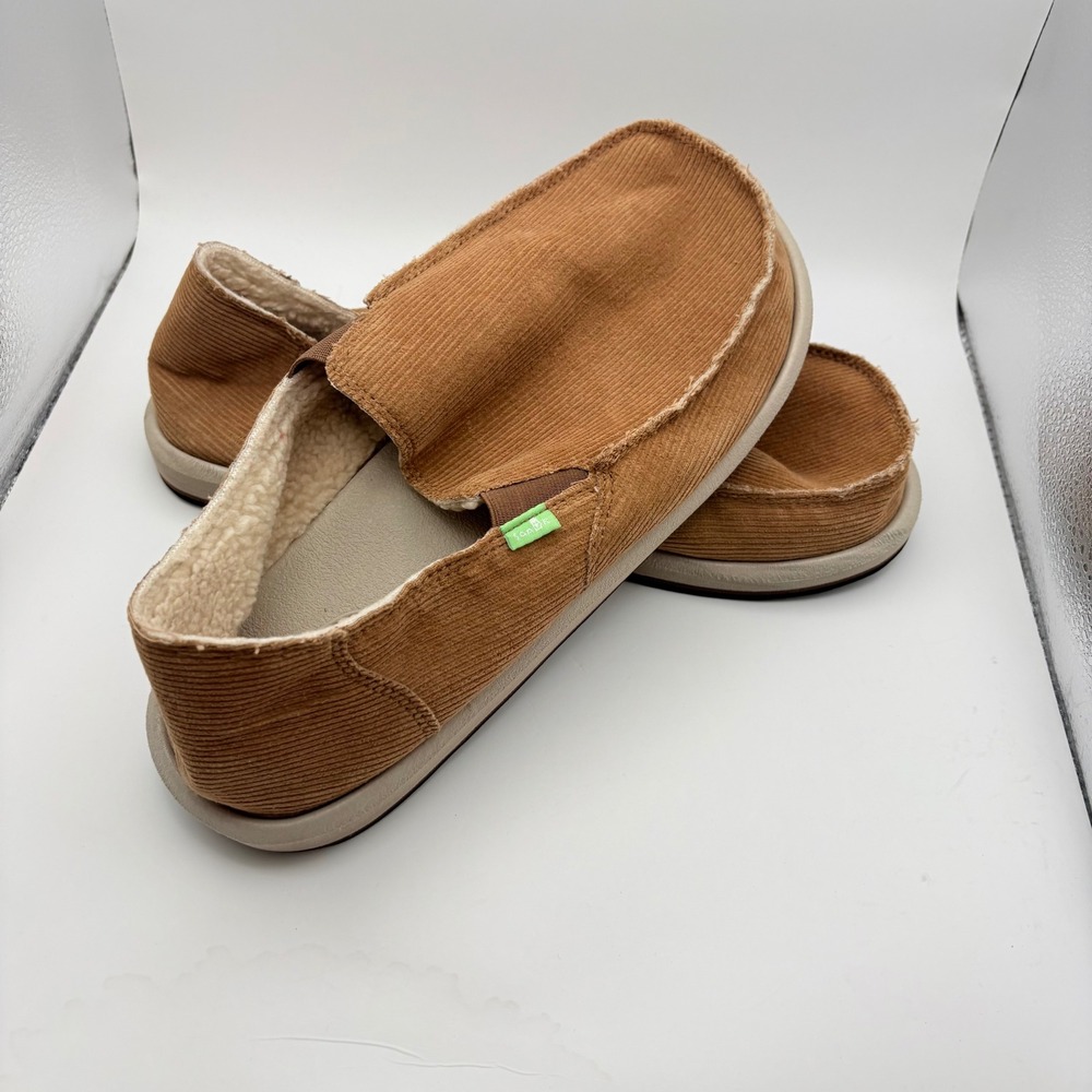 Sanuk Mens 10 Slip On Shoes Brown Corduroy Faux Shearling Lining 1114810